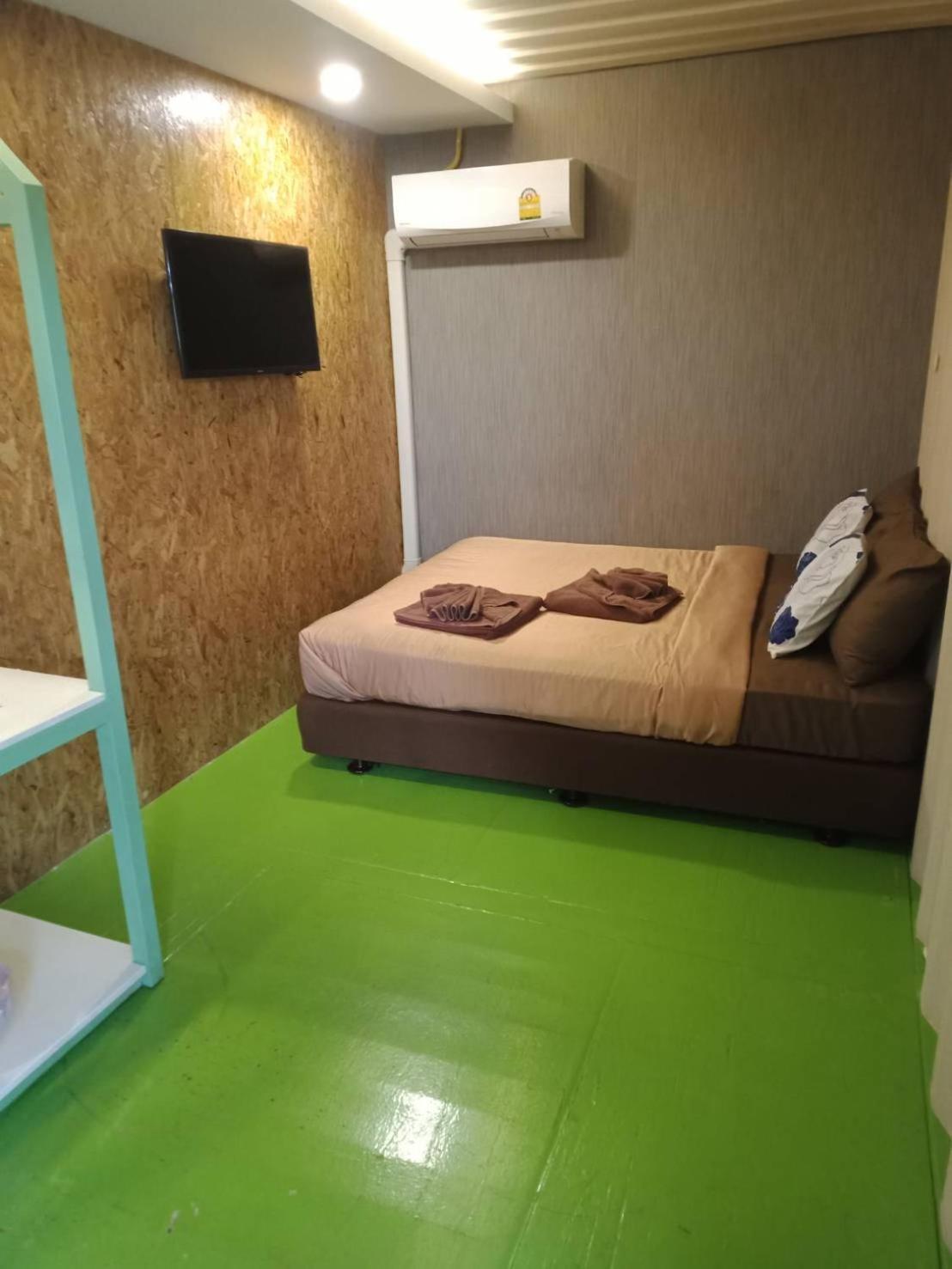 Kipbox Hotel Trang Εξωτερικό φωτογραφία